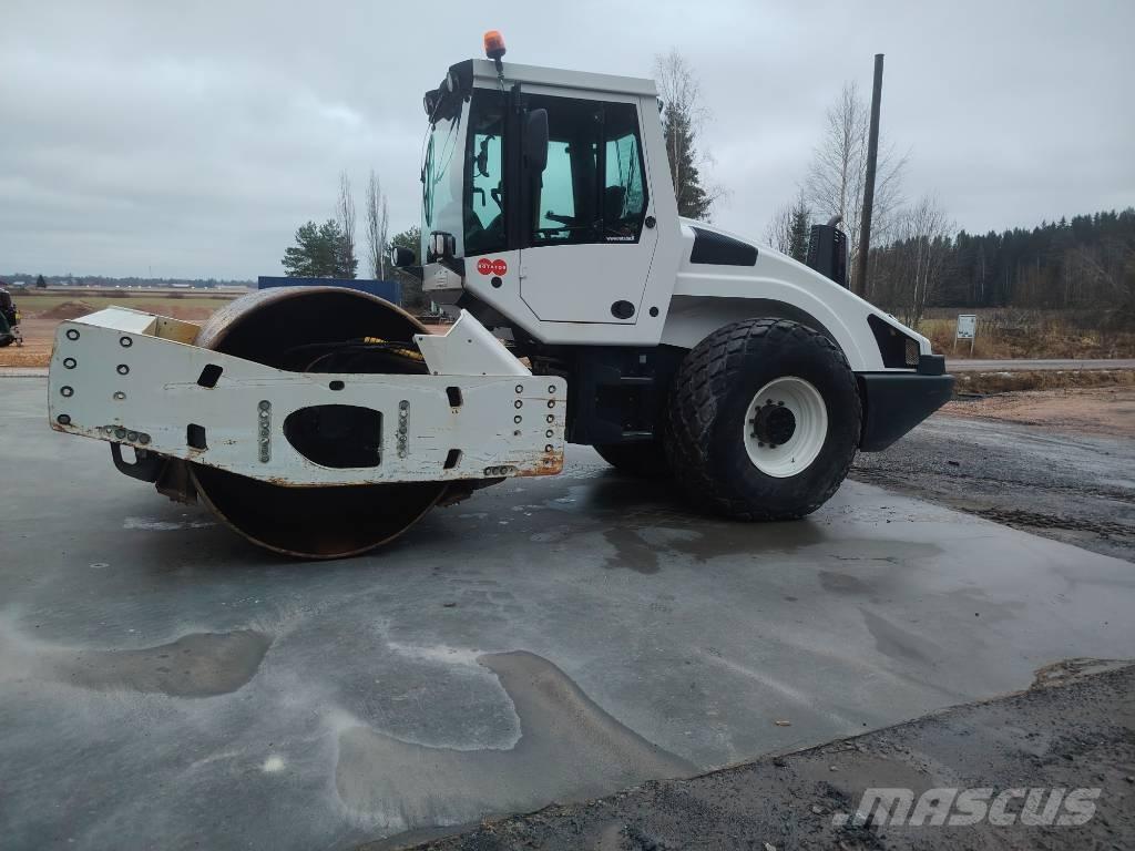 Bomag BW 216 D-4i Single drum rollers