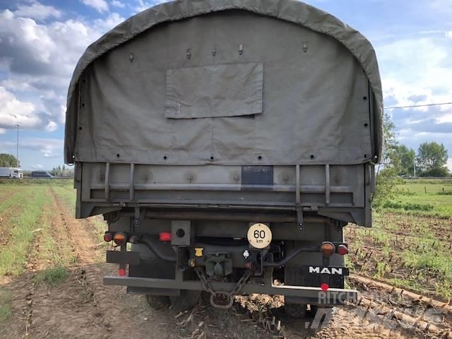 MAN 11-136 4T 4x4 Van Body Trucks