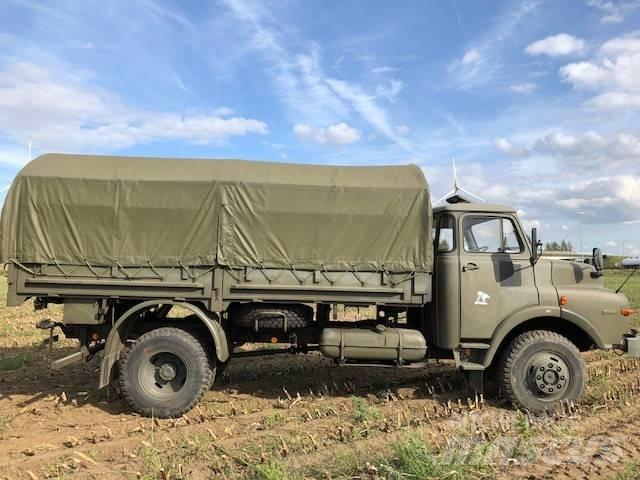 MAN 11-136 4T 4x4 Van Body Trucks