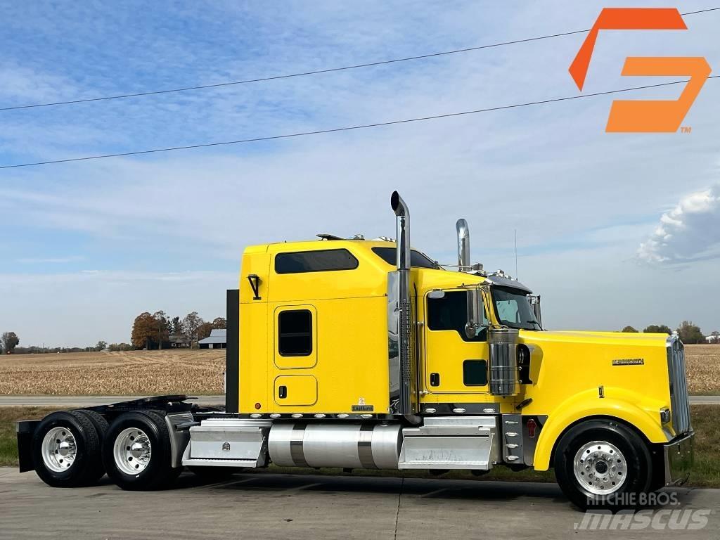 Kenworth W 900 Truck Tractor Units