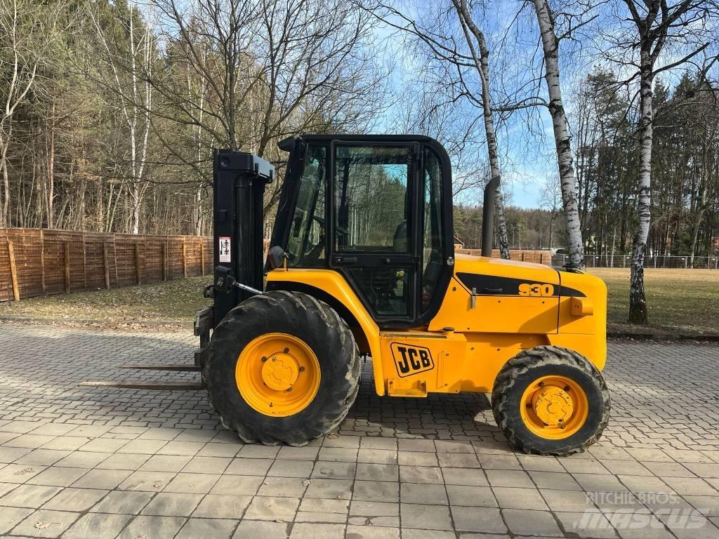 JCB 930 Rough terrain truck