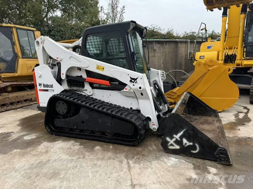 Bobcat T 770 Crawler FEL's