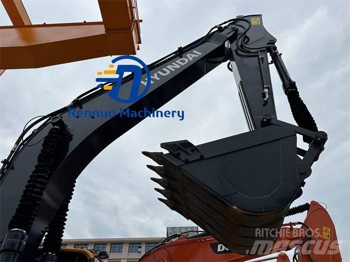 Hyundai R220-9S Crawler excavators