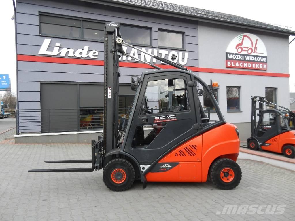 Linde H25D-02 Diesel trucks