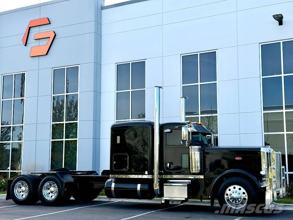 Peterbilt 389 PRIDE Truck Tractor Units