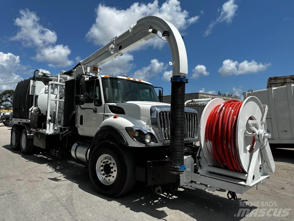 International 7500 Sewage disposal Trucks