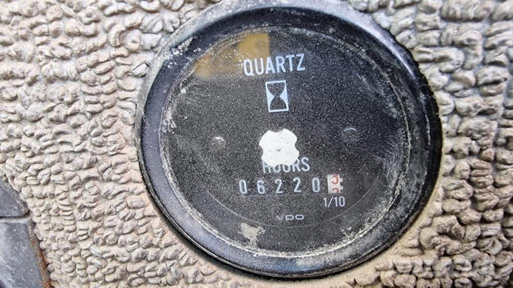 Champion 726 A Graders