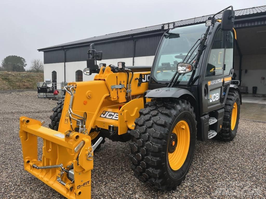 JCB 536-95 Agri Xtra Farming telehandlers