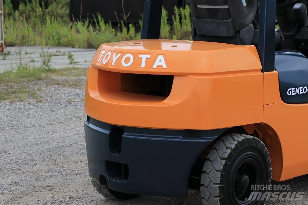 Toyota 7 FD 30 Diesel trucks
