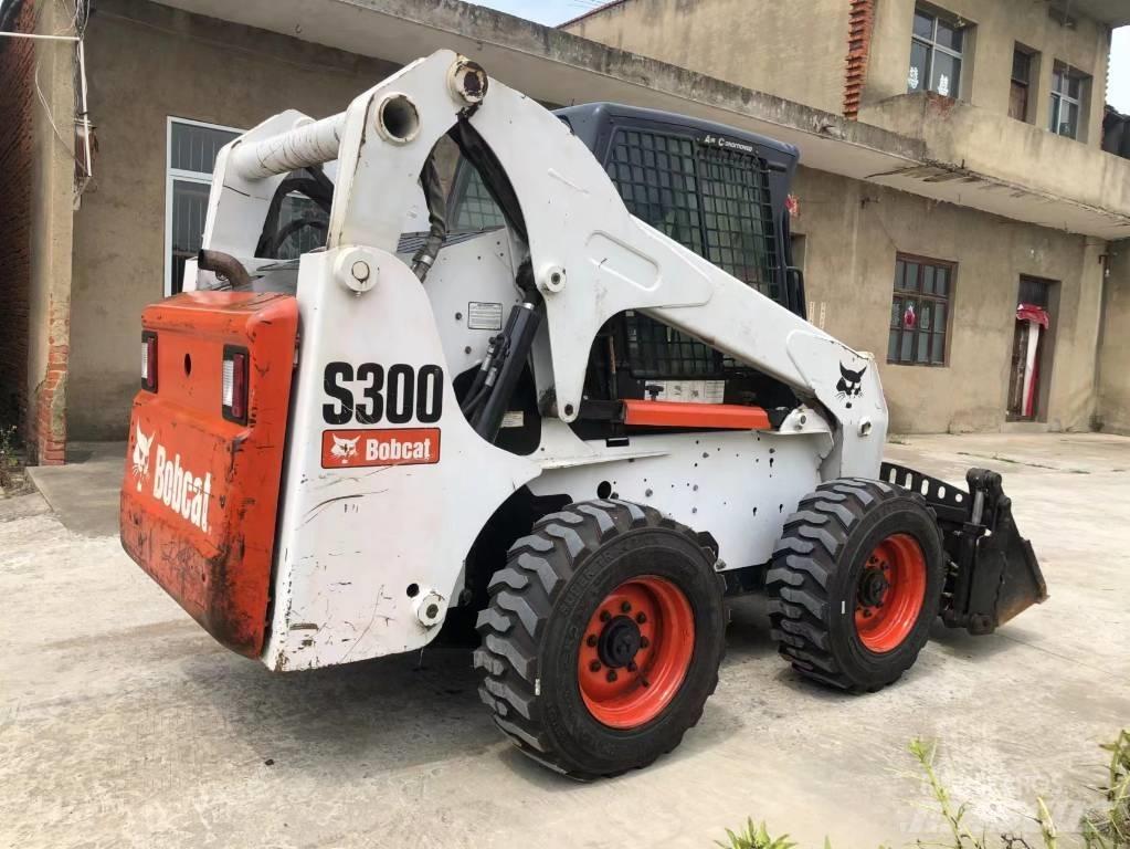 Bobcat S 300 Skid steer loaders