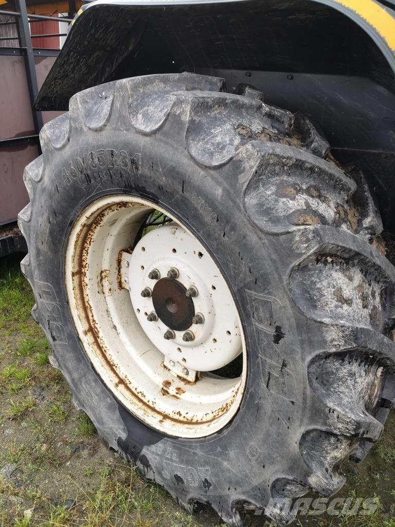 Valmet 6400 Tractors