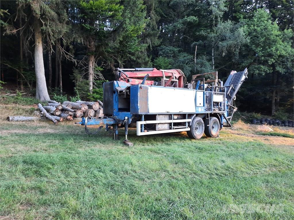  S und UE SSA 700 Wood splitters, cutters, and chippers