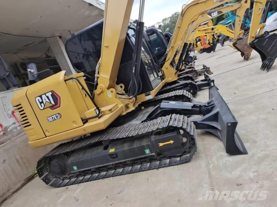 CAT 307 E Midi excavators  7t - 12t