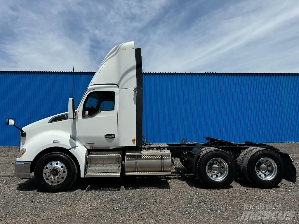 Kenworth T 680 Truck Tractor Units