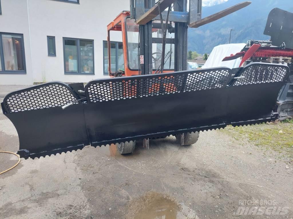 Prinoth Husky Other