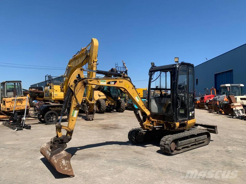 CAT 302.7 CR Mini excavators < 7t