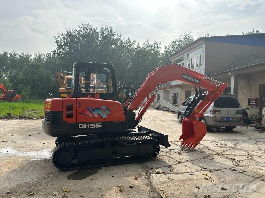 Doosan DH55 Mini excavators < 7t