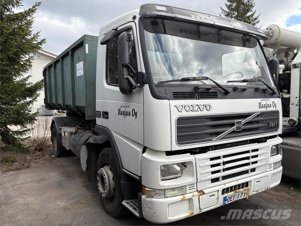 Volvo FM7 Demountable trucks