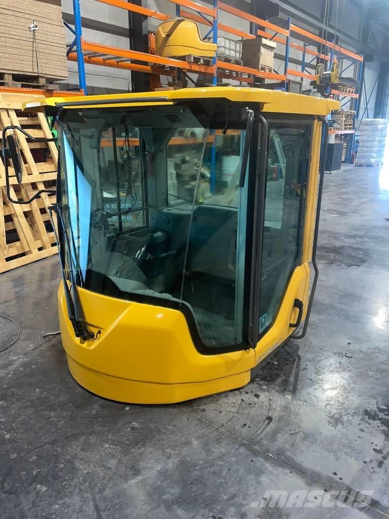 Volvo L 120 H Cabins and interior