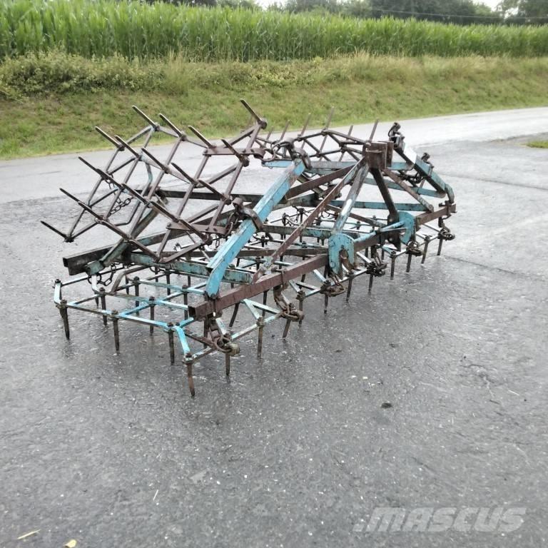 Religieux PORTE 5M Harrows