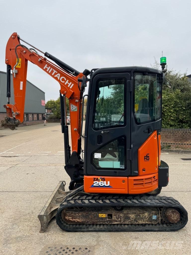 Hitachi zx26 Mini excavators < 7t