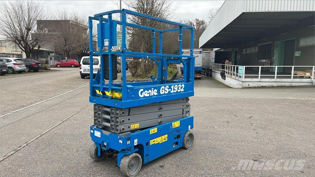 Genie GS-1932 Scissor lifts
