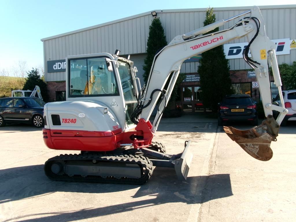 Takeuchi TB 240 Mini excavators < 7t