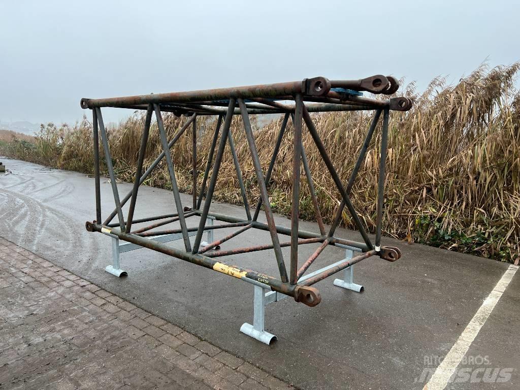 Hitachi KH 230-3 Crane spares & accessories
