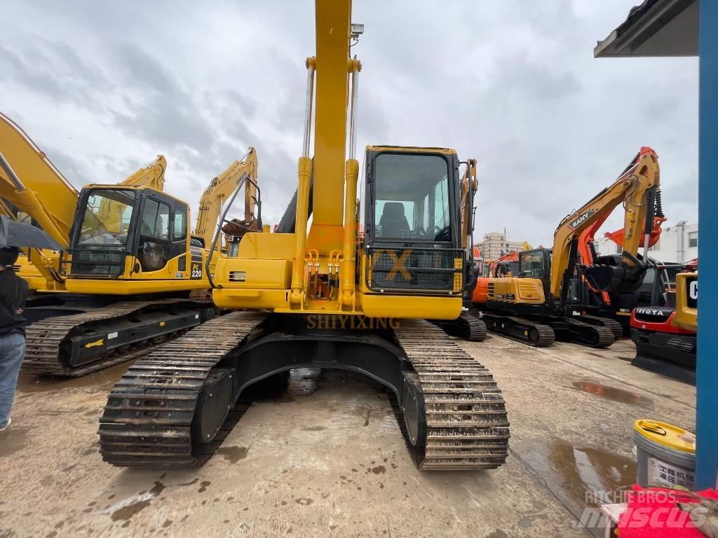 Komatsu PC 200-8 Crawler excavators