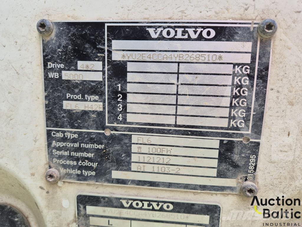 Volvo FL6 Flatbed/Dropside trucks