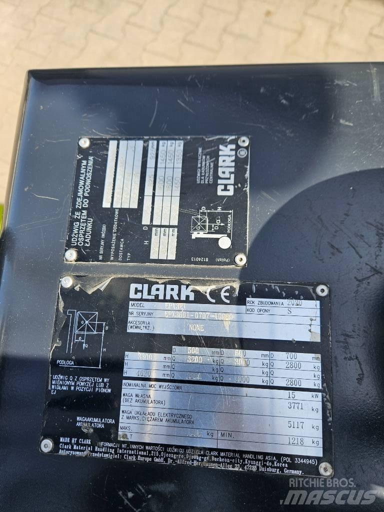 Clark EPX32i Electric forklift trucks