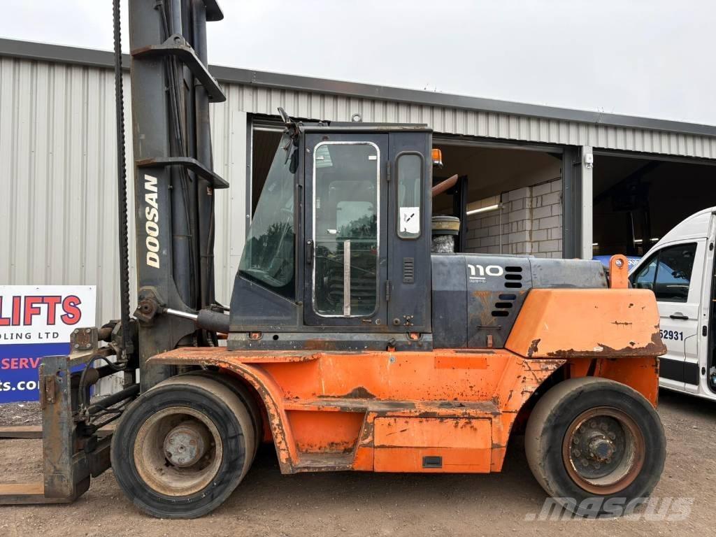 Doosan D 110 S-5 Diesel trucks