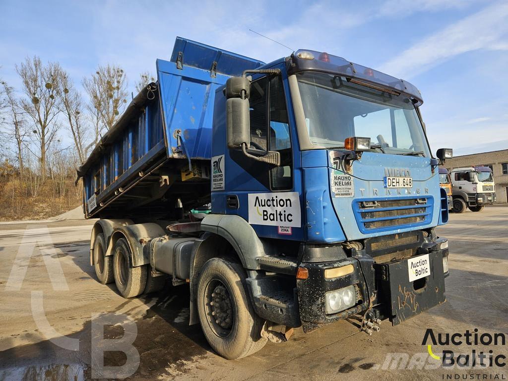 Iveco 260E44 Tipper trucks