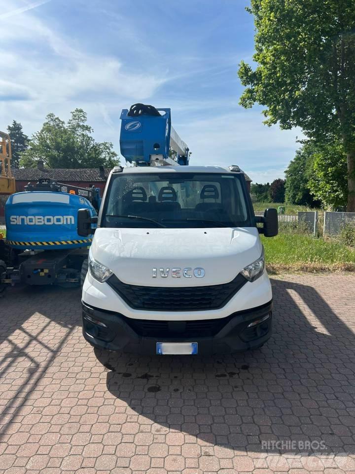 Socage 20D Truck mounted aerial platforms