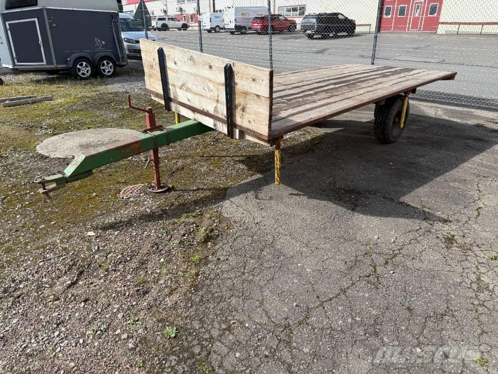  Skogskärra med flak Other farming trailers