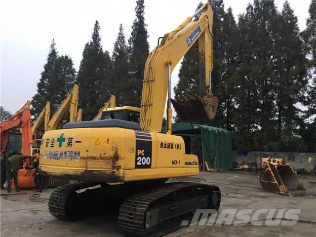 Komatsu PC 200-7 Crawler excavators