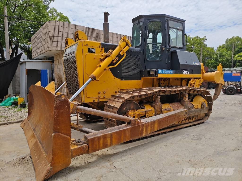 Shantui SD 22 Crawler dozers