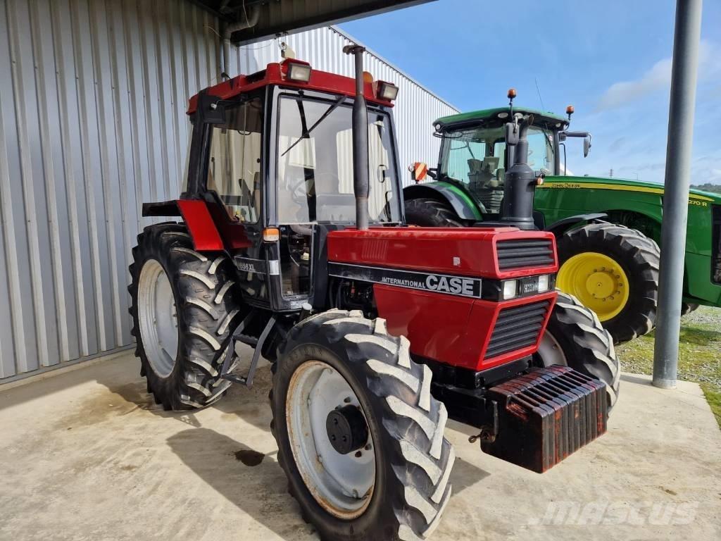 Case IH 856 XL Tractors