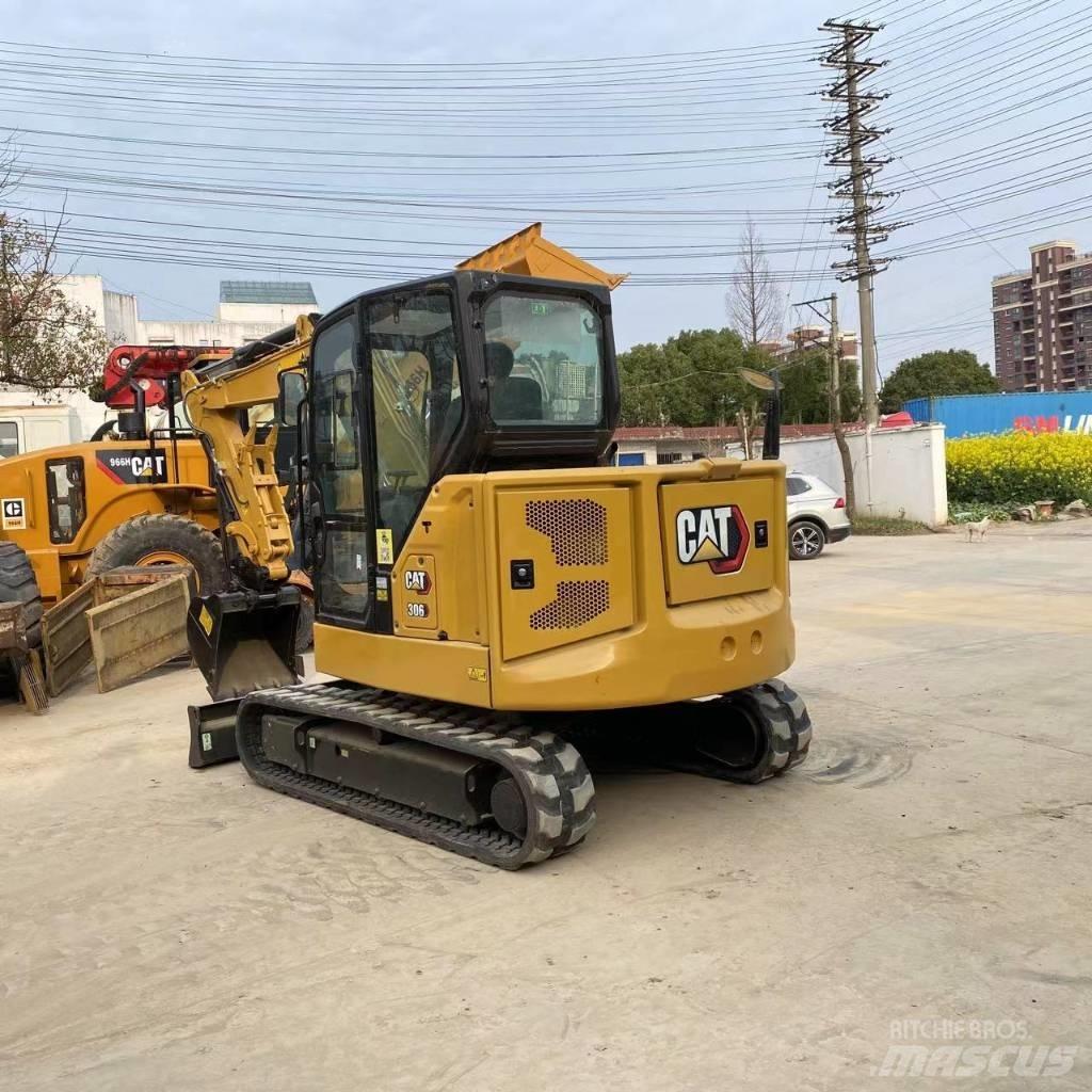 CAT 306 Mini excavators < 7t