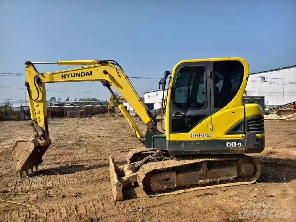 Hyundai 60 Mini excavators < 7t