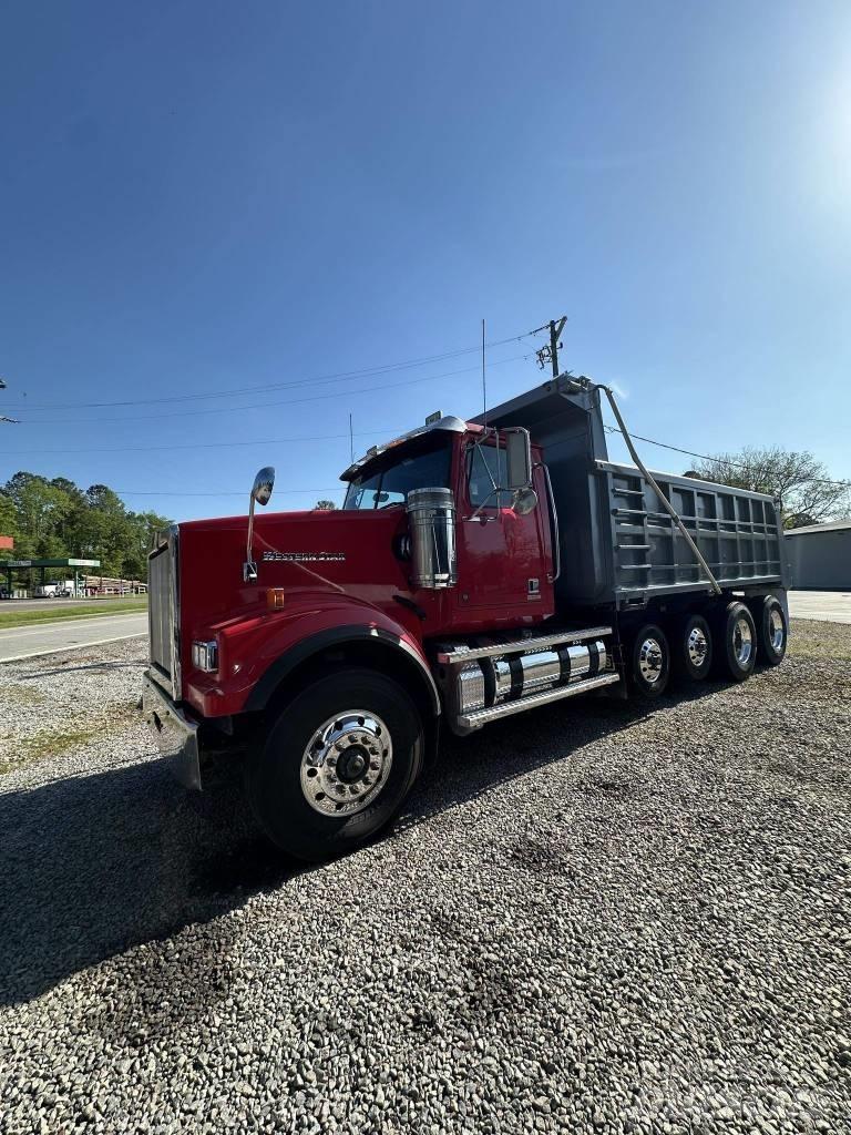Western Star 4900 FA Tipper trucks