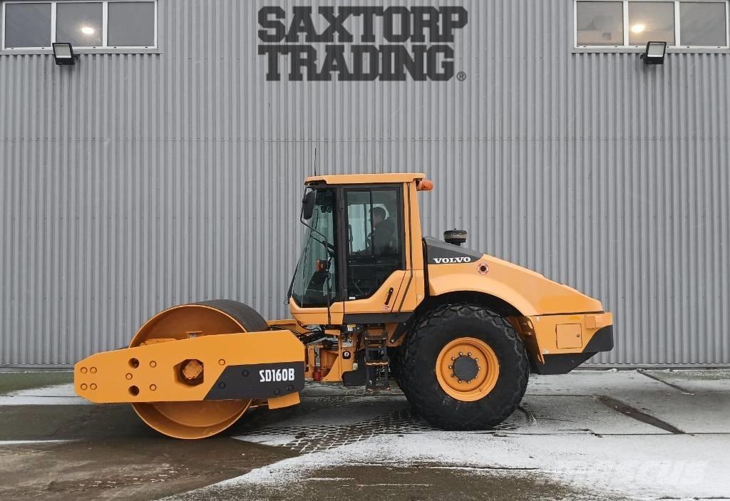 Volvo SD160 B, Vält Pneumatic tired rollers