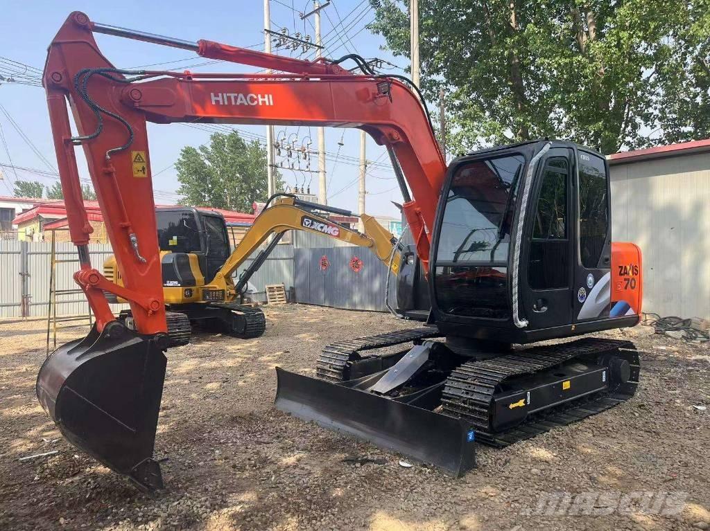 Hitachi ZX 70 Midi excavators  7t - 12t