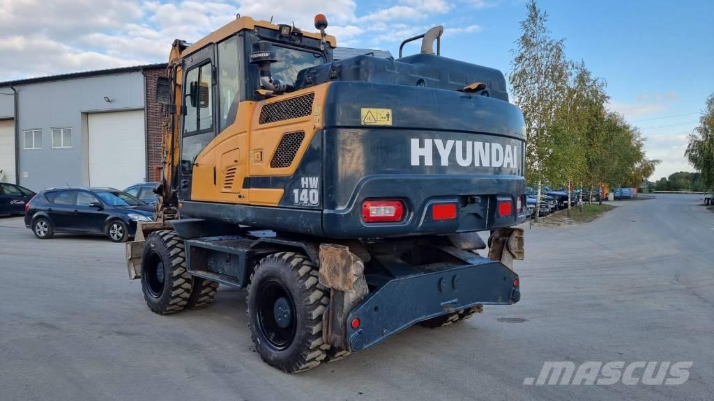 Hyundai HW 140 Wheeled excavators