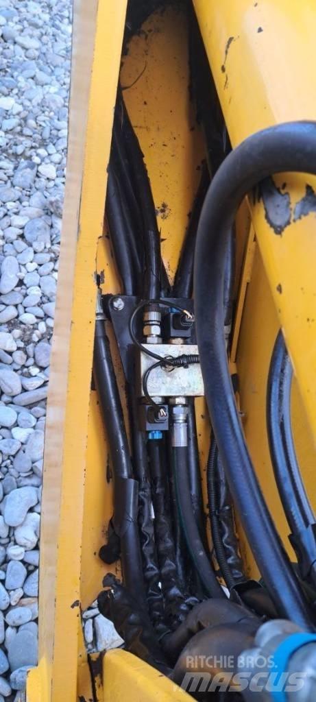 JCB 3 CX TLB's