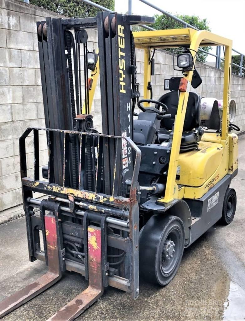 Hyster H2.5TX LPG trucks