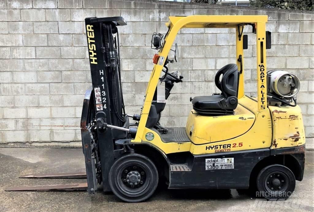Hyster H2.5TX LPG trucks