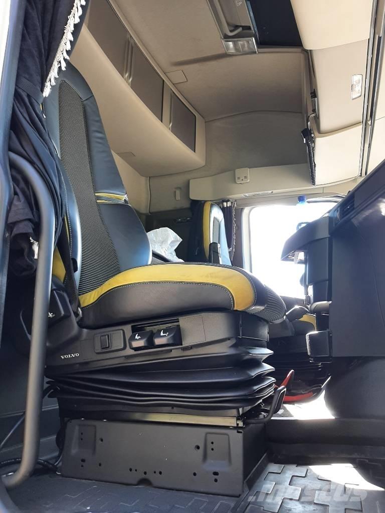 Volvo FH 16 Timber trucks