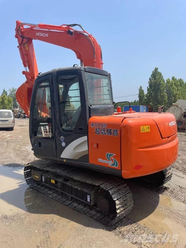 Hitachi ZX70 Crawler excavators