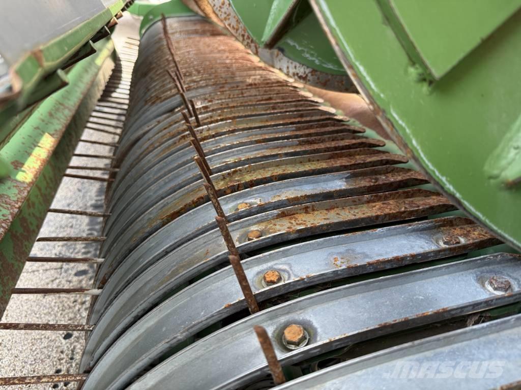 Krone E-FL 3001 Self-propelled foragers